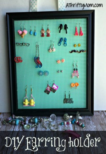 Spread the love DIY Earring holder, So easy and thrifty! I love a craft that is easy, thrifty and useful. My daughter has tons of earrings. They are “her thing”. She loves to buy them when she has extra money. Some girls like shoes, she is an earring girl. But since she loves them so … Diy Earring Holder, Thrifty Crafts, Earring Holders, Earring Storage, Diy Earring, Diy Holder, Earring Holder, Crafts For Girls, Craft Organization