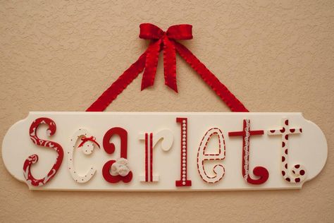 Cute name for the wall of the nursery Ivory Nursery, Red Nursery, Craft Business Ideas, Rose Williams, Decorated Letters, Well Pictures, Scarlett Rose, Hanging Letters, Plate Ideas