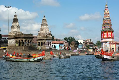 Hindu Worship, Krishna Temple, Ganapati Decoration, Birthday Wishes For Daughter, Shri Hanuman, Birthday Wishes For Friend, Temple Architecture, Shiva Wallpaper, Best Background Images