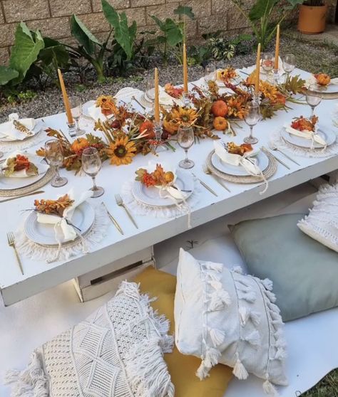 Friendsgiving Picnic Table, Thanksgiving Housewarming Party, Bridal Lunch Decor, Pumpkin Brunch Party, Fall Brunch Table Decor, Autumn Bday Party, Fall Birthday Picnic, Fall Luxury Picnic, Thanksgiving Picnic Ideas