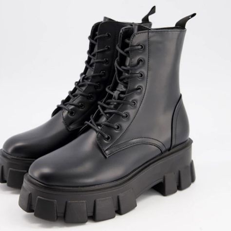 Truffle Collection Chunky Lace-Up Boots Chunky Lace Up Boots, Black Chunky Boots, Chunky Sole Boots, Lug Sole Boots, Mens Boots Fashion, Dad Shoes, Block Heel Ankle Boots, Buckle Boots, Platform Ankle Boots