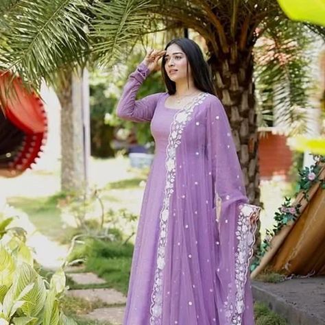 Indian clothing - Etsy Lavender Dress Indian, Lavender Anarkali, Lavender Gowns, Lilac Embroidery, Royal Embroidery, Indian Wedding Bridesmaids, Lilac Gown, Flared Anarkali, Suits For Women Indian