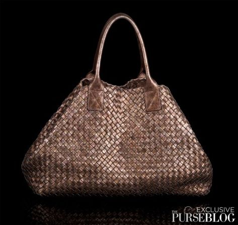 First Class Airline, Bottega Veneta Handbag, Bottega Veneta Bag, Nappa Leather, Limited Editions, Bottega Veneta, First Class, Clutches, Lilac