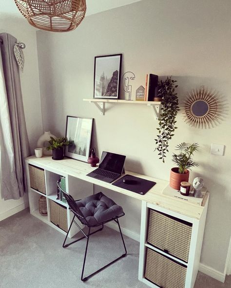 Annie on Instagram: “◼️▫️DIY desk reveal▫️◼️ So here it is, my little desk area, and my god I absolutely love it 😍😍 How this came to happen is quite funny! I…” Kids Desk Area Ikea, Ikea Gamer Desk Hack, Cube Shelf Desk Hack, Kallax Computer Desk, Kallax Unit Desk, Desk And Toy Storage, Diy Desk With Cube Storage, Diy Kallax Desk, Kallax Lagkapten Desk Ideas