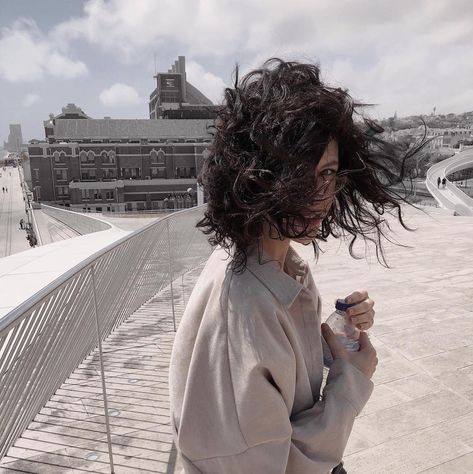 Tereza Hodanova on Instagram: “hairstyle by: the windy weather of #Lisbon 📷: @nobodylisten” Windy Weather, Lisbon, On Instagram, Instagram