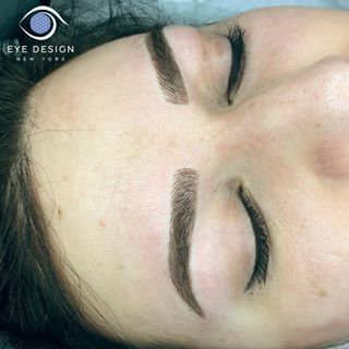 4D 5D 6D volume eyelash extensions Round Eyebrows, Brow Waxing, Eyebrow Styles, Eyebrow Shapes, Plucking Eyebrows, Arched Eyebrows, Filling In Eyebrows, Eyebrows On Fleek, Waxed Eyebrows