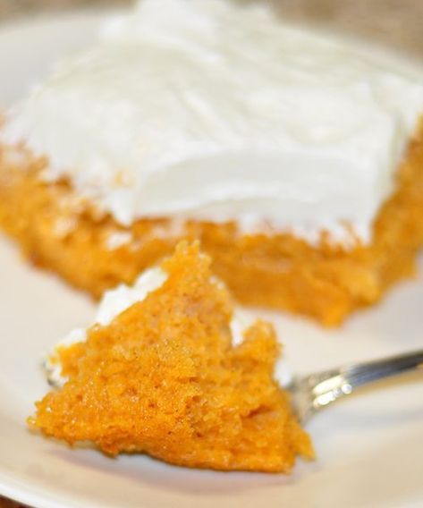 27 Ways to Use a Cake Mix Easy Pumpkin Bars, Pumpkin Poke Cake, Whipped Cream Cheese Frosting, Cake 5, Pumpkin Bars, Whipped Cream Cheese, Kitchen Cafe, Poke Cake, Homemade Pumpkin