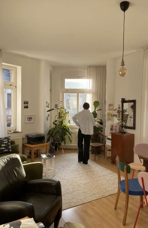 City Living Room Apartment, Old French Apartment Aesthetic, 2 Bedroom Apartment Aesthetic, Best Dressed Apartment, Amsterdam Living Aesthetic, Amsterdam House Aesthetic, Cute Old Apartment, Amsterdam Aesthetic Apartment, Apartments In Amsterdam