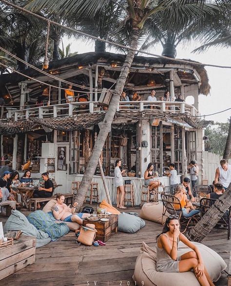 Restaurant & Bar Design Guide on Instagram: “Restaurant La Brisa 👀. Bali, Indonesia 🇮🇩. 📷 @s__venton •⠀ •⠀ •⠀ •⠀ •⠀ •⠀ #designrestaurants #restaurantdesign #bali #indonesia #restaurant…” Beach Restaurant Design, Instagram Restaurant, Bamboo Roof, Coral Island, Tulum Travel Guide, Restaurant Bar Design, Style Surf, Beach Restaurant, Bali Beaches