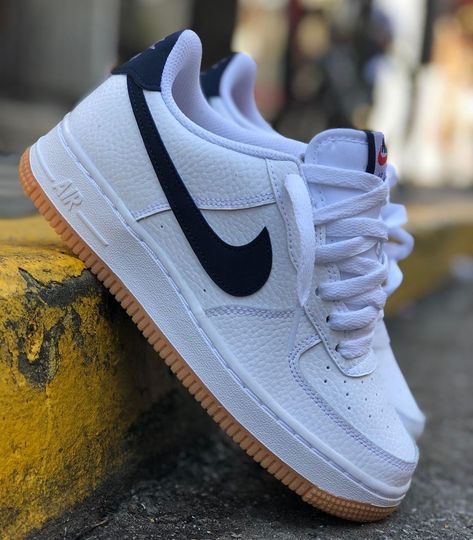 📖 The NIKE Air Force 1 was produced in 1982 and discontinued in 1984. It was re-released in 1986 with the modern italic Nike logo with a… Basket Shoes, Guy Fits, Fly Guy, Nike Shoes Air Force, Nike Boots, Nike Fashion Shoes, Black Nike Shoes, Kicks Shoes, All Nike Shoes