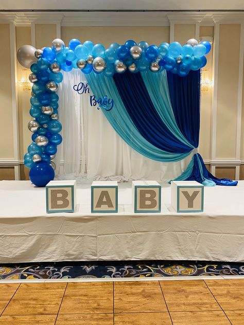 Simple Balloon Backdrop Birthday, Naming Ceremony Decorations Ballon, Drapes Decoration Backdrops, Blue Backdrop Decorations, Balloon Decoration For Naming Ceremony, Curtain Backdrop With Balloons, Bday Backdrop Ideas, Blue Backdrop Ideas, Birthday Garland Balloons