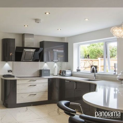 In this kitchen the dark rich texture of anthracite grey metallic is offset by creamy white floor and quartz worktop to produce a satisfying play of dark and light. Craft oak feature doors provide the finishing touch. Book an appointment today: https://www.panoramakitchens.co.uk/contact/ . . . #quartz #quartzkitchen #quartzworktop #athracite #metallic #style #interiordesign #interiorstyle #craftoak #newkitchen #kitchendreams #mondaymotivation #class #kitchenexperts #qualitykitchens #kitcheninspi Quartz Worktop, Metallic Style, White Floor, Quartz Kitchen, White Floors, Dark And Light, Book An Appointment, Rich Textures, Creamy White