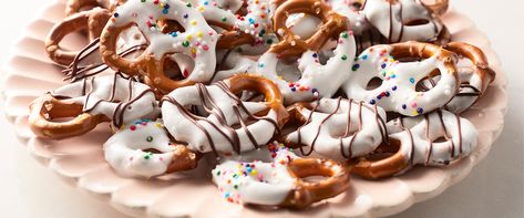 Yogurt Dipped Pretzels | FAGE Yogurt Greek Yogurt Covered Pretzels, Yogurt Dipped Pretzels, Yogurt Pretzels, Yogurt Covered Pretzels, Dipped Pretzels, Party Sweets, Healthy Yogurt, Mini Pretzels, Greek Yogurt Recipes