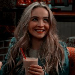 Hart Icon, Maya And Riley, Maya Girl, Maya Hart, Sabrina Carpenter Style, Boy Meets World, Girl Meets World, Girls World, Girl Icons