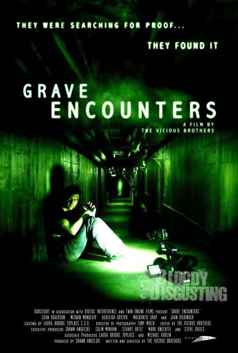 Surprisingly good... Grave Encounters, All Cheerleaders Die, Horror Movies On Netflix, Top Horror Movies, Scary Films, 2011 Movies, Tv Program, Best Horror Movies, Horror Posters