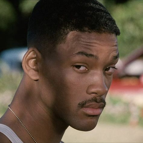 Young Will Smith, Will Smith Men In Black, Will Smith 90s, Will Smith Bad Boys, Will Smith Movies, 90s Fine, 90s Black Men, Black Movies, Black Hair Cuts