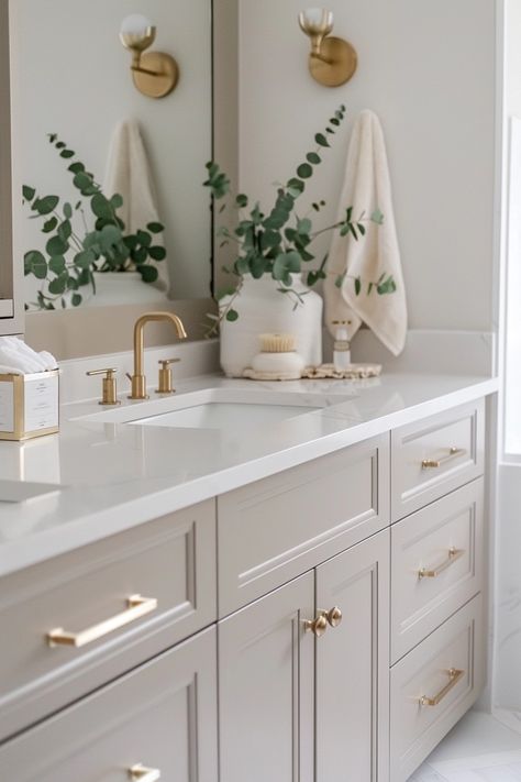 10 Steps to Create a Low Maintenance Bathroom That Saves You Time Low Maintenance Bathroom Tile, Bathroom Fixture Finishes, Decorating Master Bath, Low Maintenance Bathroom, Classic Modern Bathroom, Beach Bathroom Ideas, Elegant Bathrooms, Quite Luxury, Master Bath Redo