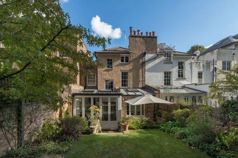 Former Hampstead home of author Elizabeth Jenkins now for sale Hampstead Heath Homes, Hampstead Village, Regency House, Hampstead Heath, Buy Property, House Exteriors, Gothic House, Local Area, Buying Property