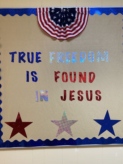 4th Of July Church Bulletin Board Ideas, Bulletin Board Ideas For July, Fourth Of July Bulletin Board, July Bulletin Board Ideas, 4th Of July Bulletin Board, Fall Sunday School Bulletin Boards, Love Bulletin Board, Olympic Vbs, July Bulletin Board