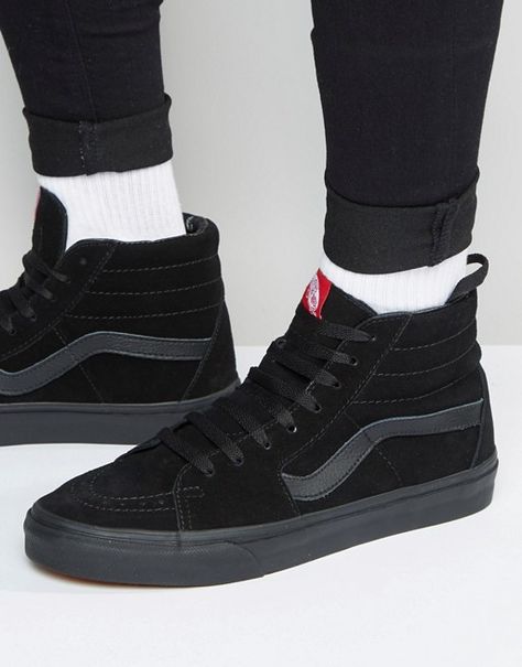 Discover Fashion Online Vans Sk8 Hi Black, Stylish Running Shoes, Outfit Hombre, All Black Shoes, Suede Trainers, Sneaker Stores, Vans Sk8 Hi, Day Fashion, Sneakers For Men