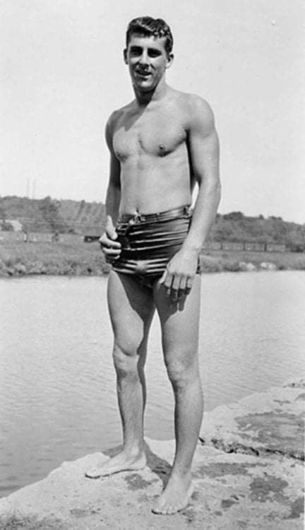 Bob Mizer Photographs, Male Bathing Suit, Bob Mizer, Male Pics, Vintage Swim, Training Pants, Beach Time, Men Vintage, Vintage Photo