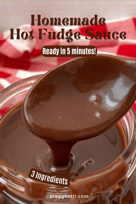 Homemade Hot Fudge Sauce, Ice Cream Sauce, Homemade Hot Fudge, Chocolate Fudge Sauce, Sweet Sauces, Hot Fudge Sauce, Homemade Mixes, Homemade Fudge, Dessert Toppings