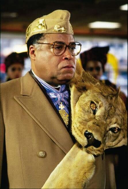 James Earl Jones "Coming to America" The King or Mufasa or Vader? Coming To America Costume, James Earl Jones, Coming To America, Actor James, Eddie Murphy, Black Actors, Black Hollywood, Black Culture, Mississippi