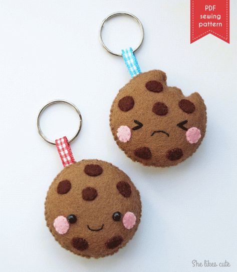 Plush Patterns from She Likes Cute Kawaii Felt, Felt Keychain, Felt Crafts Patterns, Felt Crafts Diy, Felt Pattern, Felt Patterns, Plush Pattern, Felt Dolls, Felt Diy