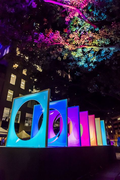 Vivid Sydney 2017 art festival Installation Art Ideas, Vivid Sydney, Interactive Art Installation, Light Art Installation, Lighting Art, Music Events, Interactive Installation, Interactive Art, Event Lighting