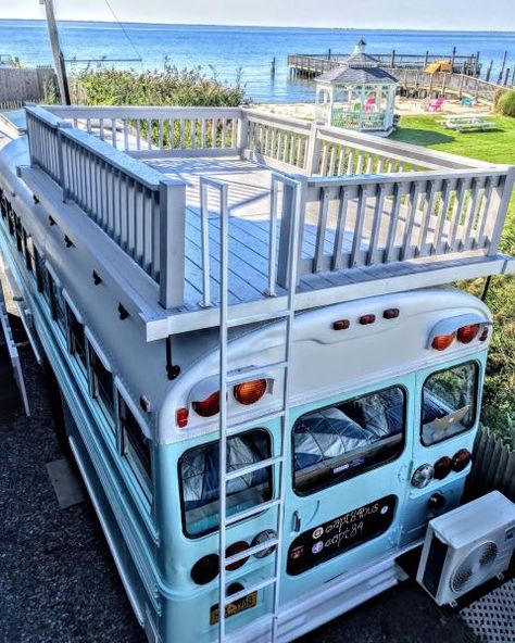 deck apt84 Bus Remodel, School Bus Tiny House, School Bus Camper, School Bus House, Converted School Bus, Short Bus, Bus Living, Kombi Home, School Bus Conversion