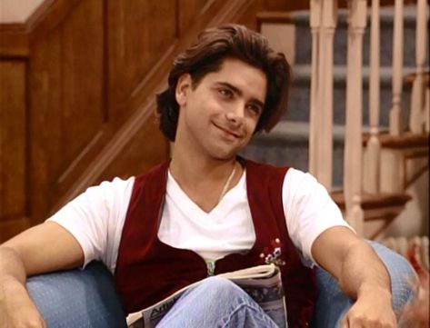 Jesse Full House, John Stamos Young, Uncle Jessie, Jesse Katsopolis, Uncle Jesse, Wolfcut Hair, Hopelessly Devoted, 90s Men, John Stamos