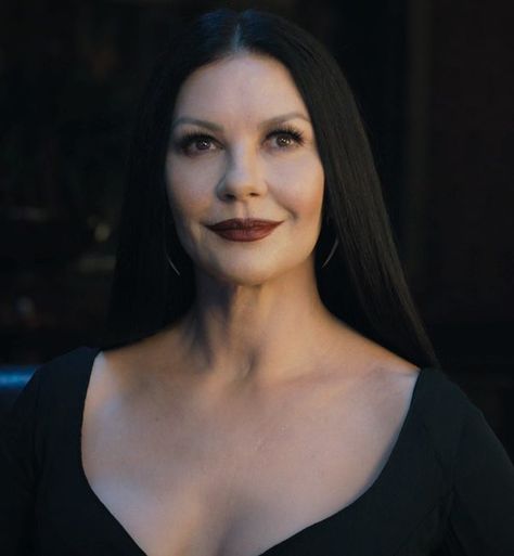 ً on Twitter: "catherine zeta-jones as morticia addams. that’s it. that’s the tweet. #wednesdaynetflix https://t.co/o2WD9PPzKp" / Twitter Morticia Addams Catherine Zeta Jones, Morticia Addams Aesthetic, Morticia Addams Wednesday, Wednesday Morticia, Morticia Wednesday, Addams Aesthetic, Netflix Wednesday, Addams Wednesday, Hayley And Klaus