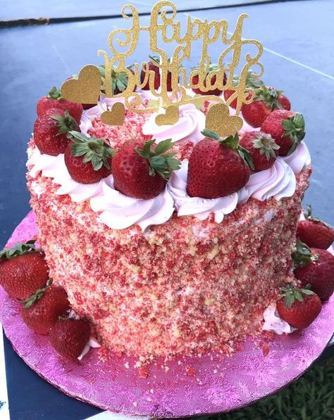 Hampton Roads Restaurants - Take Out, Delivery & Dine In Options | My brother is craving this strawberry crunch cake… tastes exactly like the ice cream bar | Facebook Strawberry Crunch Cake Birthday Cake, Strawberry Ice Cream Cake Birthdays, Strawberry Crunch Cakes, Redecorating Store Bought Cakes, Cosmos Cake, Strawberry Oreo Cheesecake, Strawberry Ice Cream Cake, Strawberry Crunch Cake, Apple Pie Recipe Easy