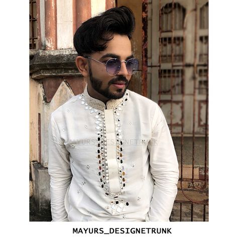 Mirror Work Kurta For Men Wedding, Mirror Work Kurta Design For Men, Mirror Kurta Men, Mirror Work Kurta For Men, Mens Wedding Looks, Indowestern Outfits For Men, Traditional Indian Mens Clothing, Engagement Dress For Groom, Mirror Work Kurta