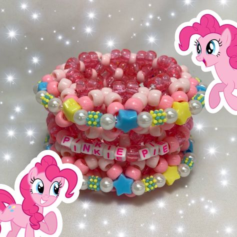 Simple Kandi Cuff Ideas, Cool Kandi Cuff Ideas, Kandi Ring, Kandi Ideas Cuffs, Mlp Bracelets, Simple Kandi Cuff, Mlp Kandi, Scene Bracelets Kandi, Kandi Aesthetic