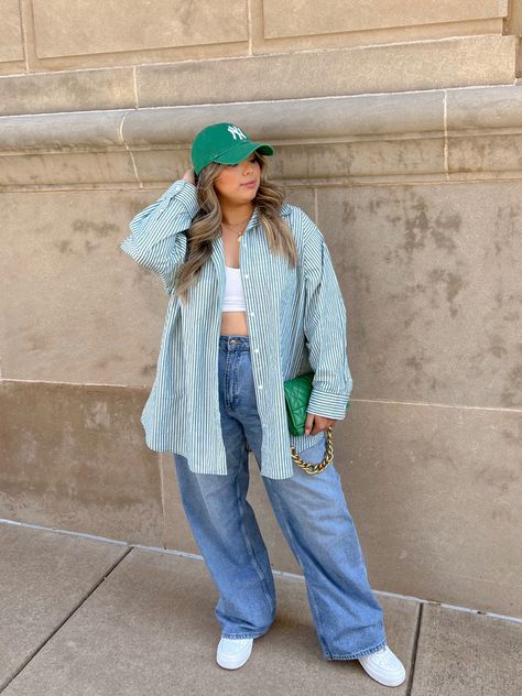 Influencer Outfit Ideas, Oklahoma Fashion, Summer Outfits Instagram, Influencer Outfit, Mid Size Outfits, Women's Street Style, Midsize Outfits, Plus Size Summer Outfits, Midsize Fashion