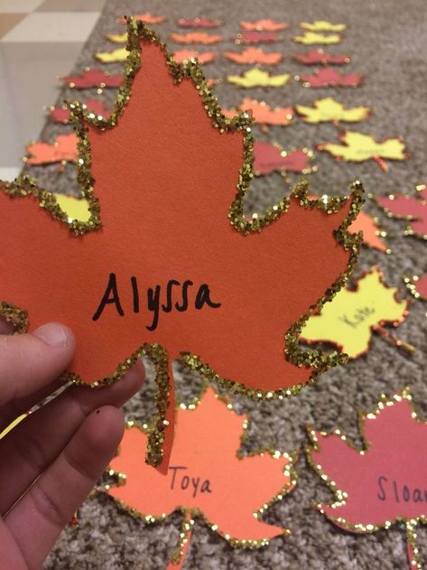 Fall Classroom Door, Door Decorations College, Halloween Classroom Door, Dorm Door Decorations, Thanksgiving Classroom, Fall Classroom Decorations, Infant Room, Fall Classroom, Door Decs