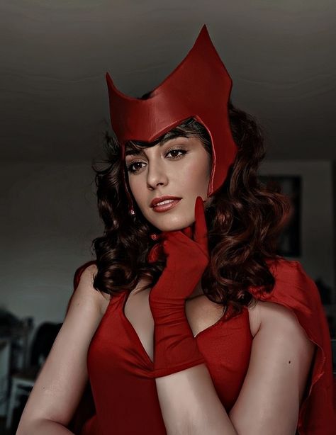 Red Head Halloween Costumes, Red Hair Costume, Red Hair Halloween Costumes, Scarlet Witch Costume, Cosplay Gloves, Scarlet Witch Cosplay, Halloween 23, Witch Cosplay, Hot Halloween Outfits