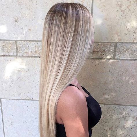 Summer Blonde Hair, Ombre Hair Blonde, Light Blonde Hair, Brown Hair Balayage, Blonde Hair Inspiration, Blonde Hair Shades, Balayage Hair Blonde, Blonde Hair Looks, Blonde Hair With Highlights