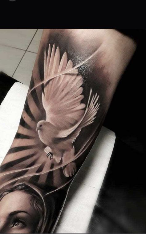 Realistic Dove Tattoo, Dove Tattoo Stencil, White Dove Tattoos, Aztec Tattoos Sleeve, Dove Tattoo Design, Vogel Tattoo, Dove Tattoos, Heaven Tattoos, Christ Tattoo