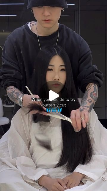 KARL on Instagram: "POV: when you decide to try butterfly cut 🦋

#dyson #fyp #viral #trending #hair #foryoupage #hairtransformation #hairstyles #blowout #hairstyle #haircut #butterfly #cut" Butterfly Haircut On Long Straight Hair, Butterfly Haircut With Short Bangs, Butterfly Haircut 360 View, Korean Butterfly Haircut, Butterfly Cut Straight Hair Unstyled, Brad Mondo Butterfly Cut, Haircut Butterfly Cut, Butterfly Haircut Side Part, Butterfly Cut Long Hair