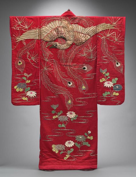 Kabuki costume (uchikake) late 19th or early 20th centuries Red wool uchikake suitable for the role of akahime, or red princess. Appliqued and embroidered with phoenix in gold-metallic thread on the center back, flowing water and chrysanthemums. Kabuki Costume, Red Princess, Japanese Costume, Kimono Japan, Red Kimono, Traditional Japanese Kimono, Mode Kimono, Meiji Era, Wedding Kimono