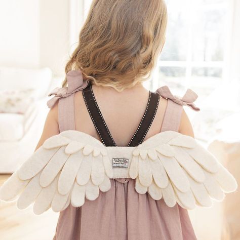 Natty Outfit, Feathery Layers, Sew Heart, Fairy Fancy Dress, Cosplay Sewing, Homemade Dress, Diy Wings, Felt Angel, Wings Dress