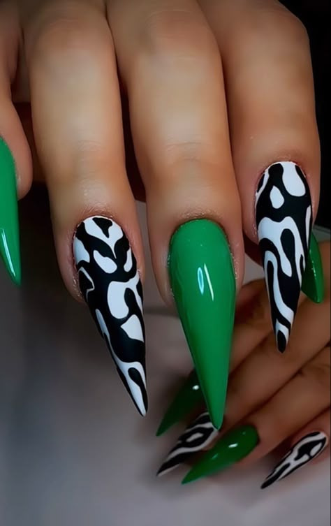 Stilleto Nails Designs, Sassy Nails, Stiletto Nails Designs, Her Nails, Dope Nail Designs, Pretty Nail Art Designs, Coffin Nails Designs, Fancy Nails, Nail Polishes