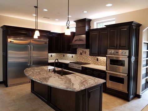 Helthy Snacks, Ceilings Design, Espresso Kitchen Cabinets, Stained Kitchen Cabinets, Kitchen Cabinets For Sale, Espresso Cabinets, Espresso Kitchen, Brown Kitchen Cabinets, Dining Room Remodel