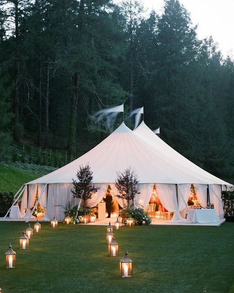 Outdoor Wedding Entrance, Outdoor Tent Wedding, Rustic Wedding Decorations, Wedding Entrance Decor, Wedding Entrance, Wedding Tent, Space Wedding, Outdoor Tent, Tent Wedding