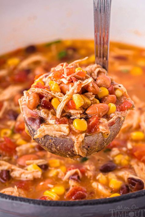 Chicken Taco Soup Crockpot Taco Soup Chicken, Taco Soup Ranch Dressing, Taco Soup Recipe Chicken, Chicken Taco Soup Crock Pot, Taco Soup Chicken, Hamburger Macaroni Soup, Easy Chicken Taco Soup, Taco Soup Ranch, Taco Soup Recipe Crockpot