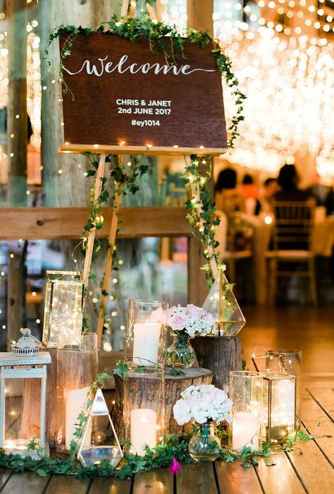 Entrance Display, Weddings Decorations Elegant Romantic, Rustic Wedding Ideas, Rustic Wedding Decorations, Wedding Entrance Decor, Rustic Wedding Signs, Wedding Entrance, Elegant Centerpieces, Wedding Decor Elegant