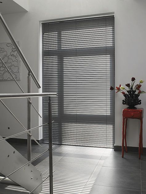 Luxaflex - Inspiration - Aluminium Venetian Blinds 4 Metal Blinds, Design Studio Workspace, Horizontal Blinds, Aluminum Blinds, Interior Windows, Hunter Douglas, Venetian Blinds, Apartment Decor Inspiration, Window Shades