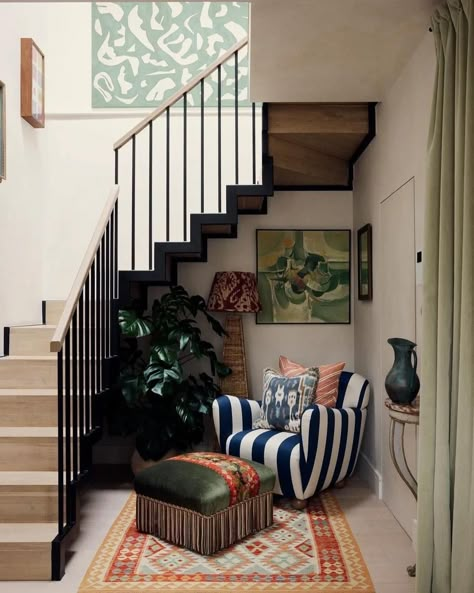 Kitchen Sitting Room, Stair Case, Soho House, Gaming Room, House Garden, Design Living Room, A Living Room, House Inspo, Retro Gaming